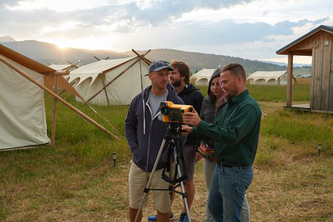 福禄克与国家地理合作，共同拍摄史诗般的电视直播节目