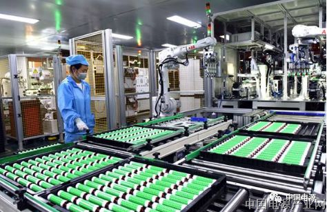  特斯拉送来400亿大单！国内电池/设备/材料企业将如何瓜分？