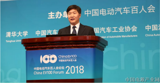 刘小明：推进自动驾驶和新能源汽车发展的三点意见