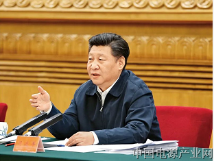 习近平：坚持用马克思主义及其中国化创新理论武装全党