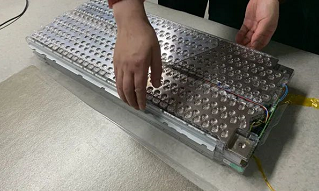 我国首批新能源汽车电池迎退役潮 电池回收成难题