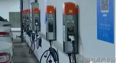 南京：“开门接桩”方便电动汽车充电