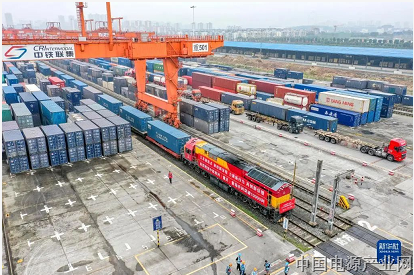 习近平总书记引领百年大党 推进自我革命纪实