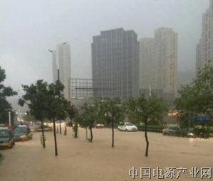 尹力、殷勇就防汛和降雨应对工作再调度再部署，要求连续作战不松懈，用心用情守护人民群众生命财产安全