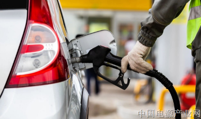 国际油价开盘暴涨，突破每桶110美元！